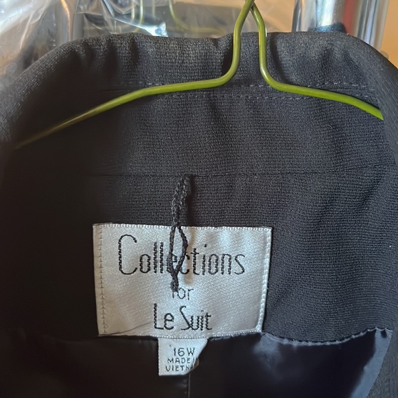 Jacket - Picture 4 of 4